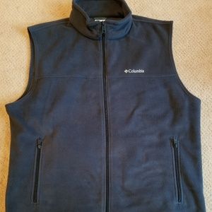 Columbia fleece vest